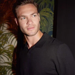 Threadbare Trophy Neck Knitted Long Sleeve Polo Jumper -FRASERS Shop 29891603 l a3